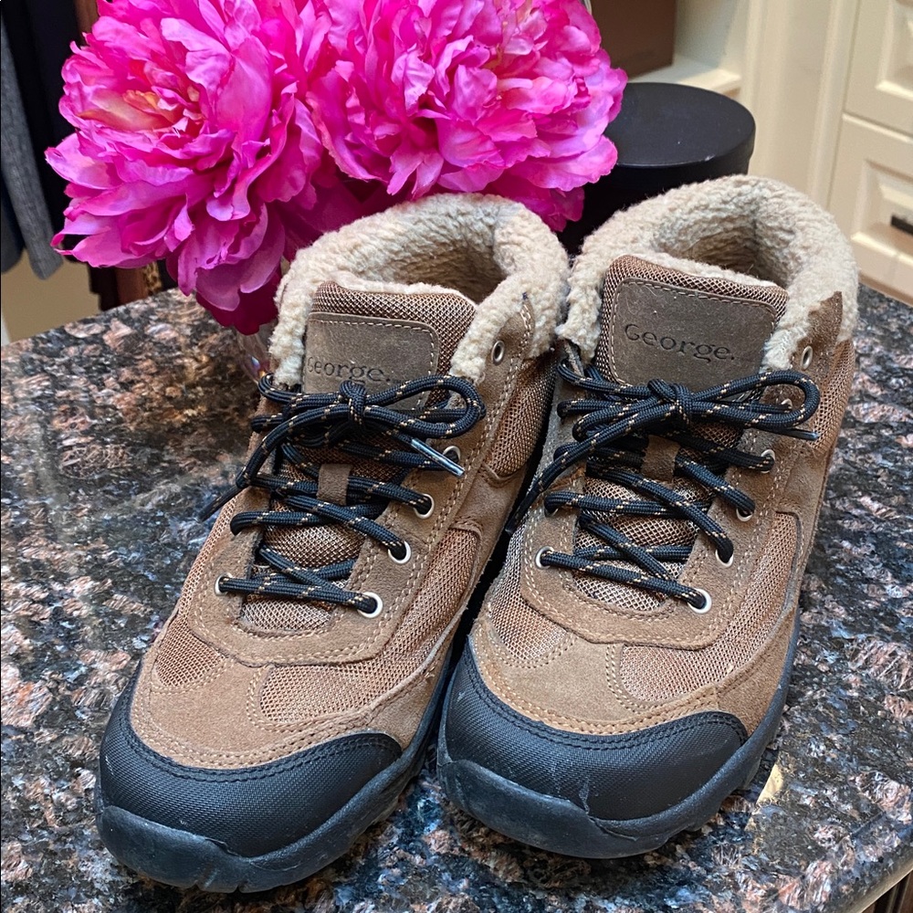 George - Brown/Black Outdoor / Winter Boots. 9M. GUC